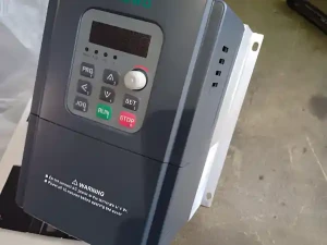FREKVENTNI REGULATOR 1.5kW MONOFAZNI