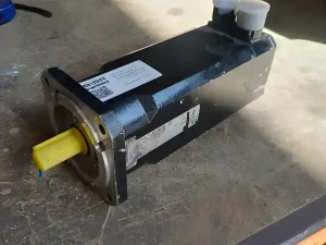 SERVO MOTOR