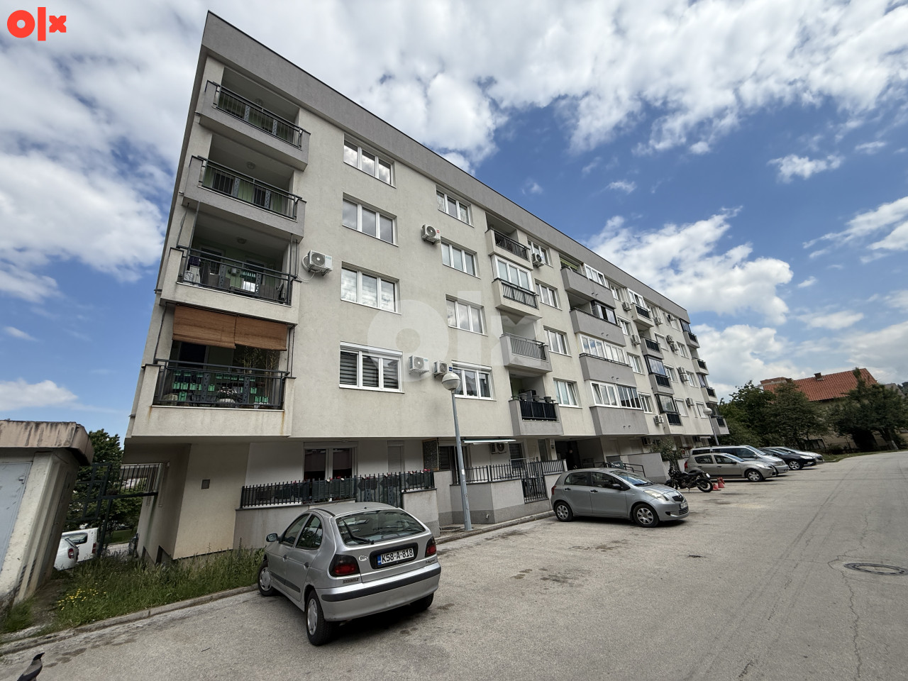 U potpunosti adaptiran dvosoban stan Dobrinja