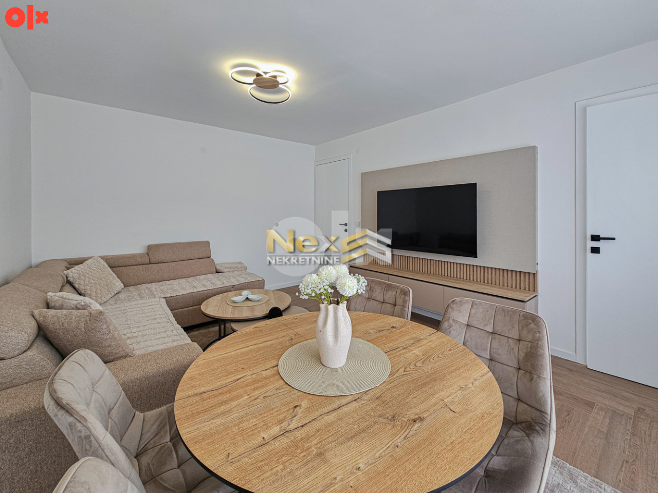 Kompletno renoviran, namješten stan Dobrinja/Novi Grad 56 m² - Więcej
