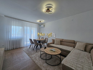 Kompletno renoviran, namješten stan Dobrinja/Novi Grad 56m2