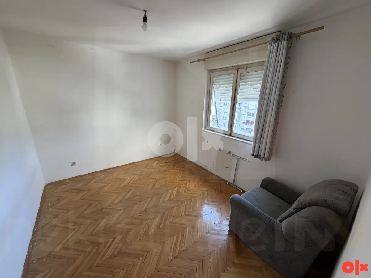 Prodaje se dvosoban stan 88 m2 u Splitskoj s predivnim pogledom 10