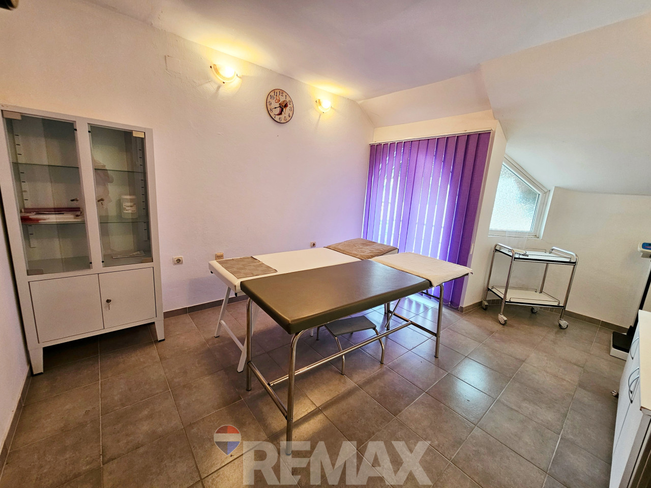 Poslovni prostor 70 m2 za najam, Nova Topola 8