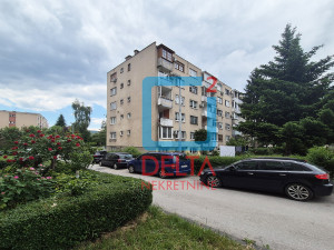 Trosoban stan / 3. sprat / 53m2 / Švrakino Selo