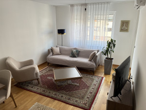 Četverosoban namješten stan sa balkonom - Bulevar Stup photo 5