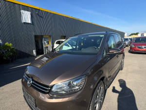 Volkswagen Touran 2010 god. Navi Led Xenon