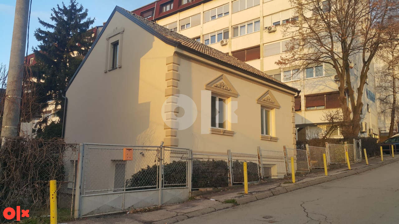 Etažni stan / moguće kao poslovni prostor CENTAR 2