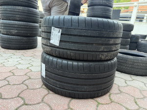 Prodajem 2 gume 255/40/18 Michelin