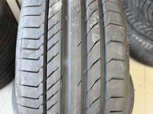 Prodajem 2 gume 235/40/20 Continental 8mm 2024.g