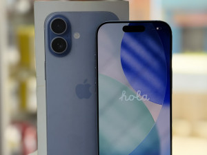 iPhone 17 256//100%