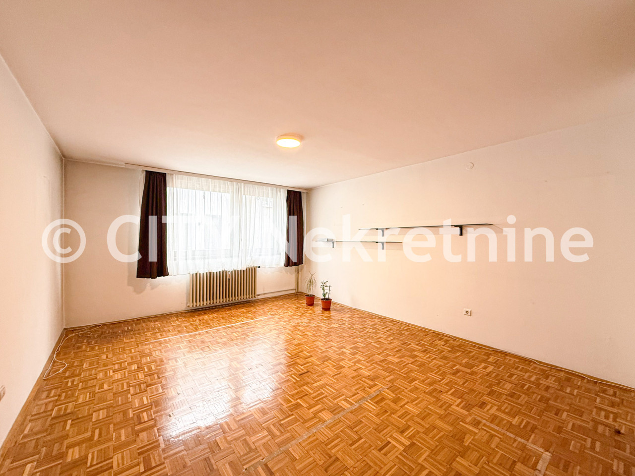 Trosoban stan - Centar - Mejtaš - 75 m2 photo 3