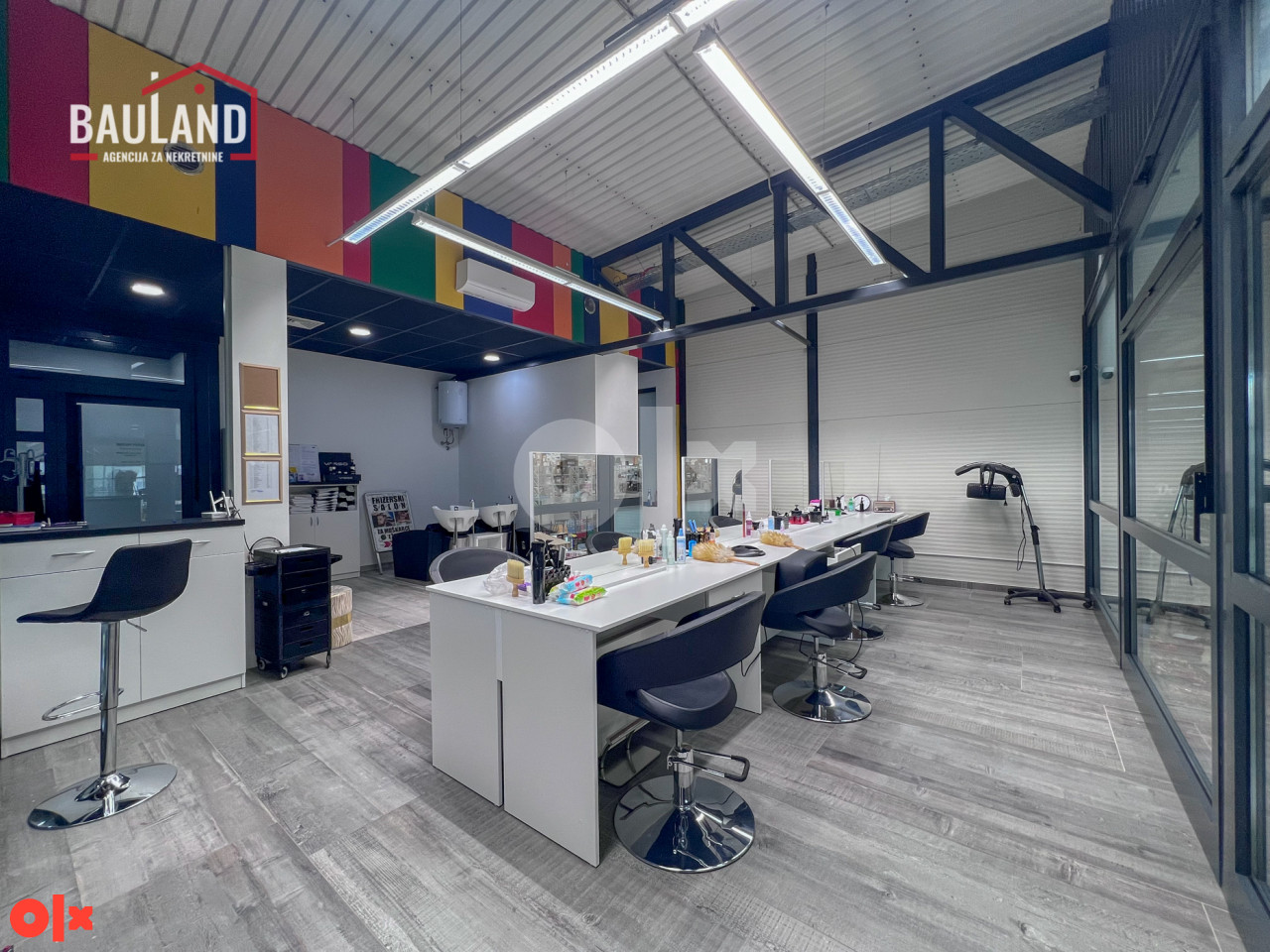 VIŠENAMJENSKI POSLOVNI PROSTOR POVRŠINE 70M2/ WEST GATE/ BLAŽUJ