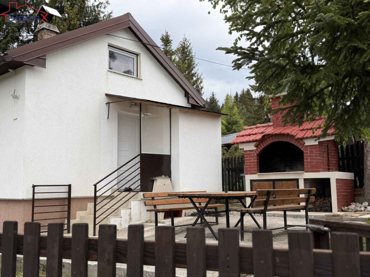 Vikendica Bijambare/ Renovirano/ 906m2/ Nišička visoravan 2