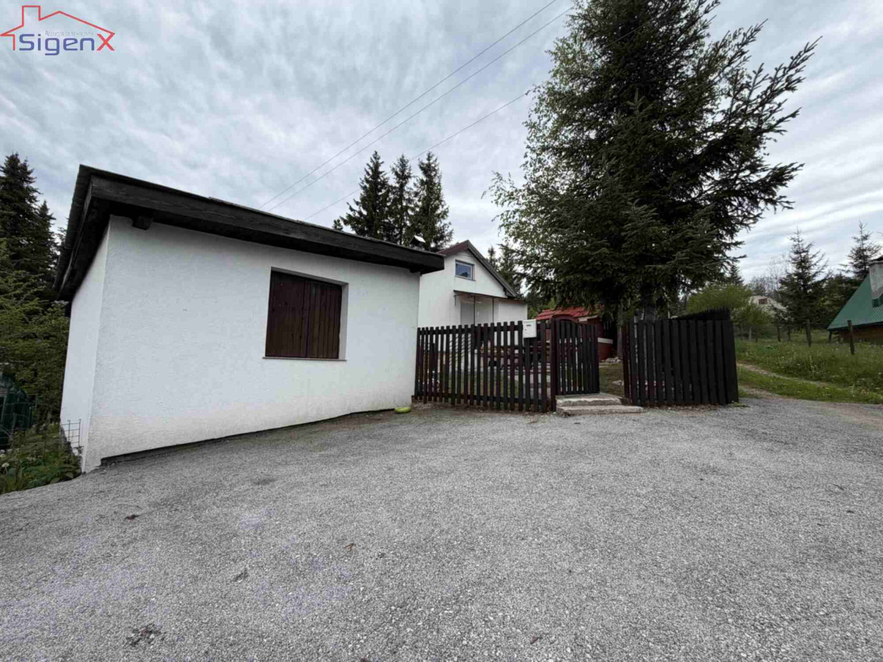 Vikendica Bijambare/ Renovirano/ 906m2/ Nišička visoravan 28