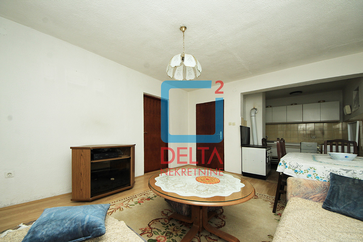 Kuća  140m2 / na parceli 341m2 / garaža / Hrasno Brdo / Sarajevo 3