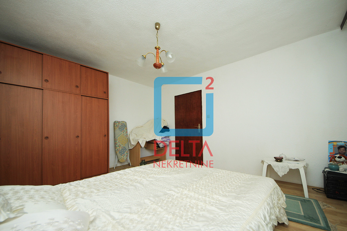 Kuća  140 m² / na parceli 341 m² / garaža / Hrasno Brdo / Sarajevo – další