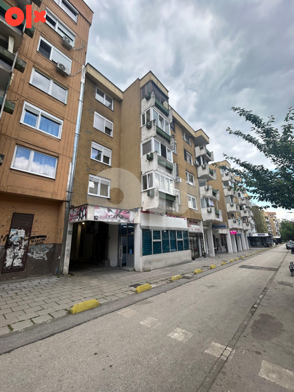 DVOSOBAN STAN 60 m2 - ALIPAŠINO - Trg nezavisnosti 3