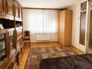 DVOSOBAN STAN 60 m2 - ALIPAŠINO - Trg nezavisnosti