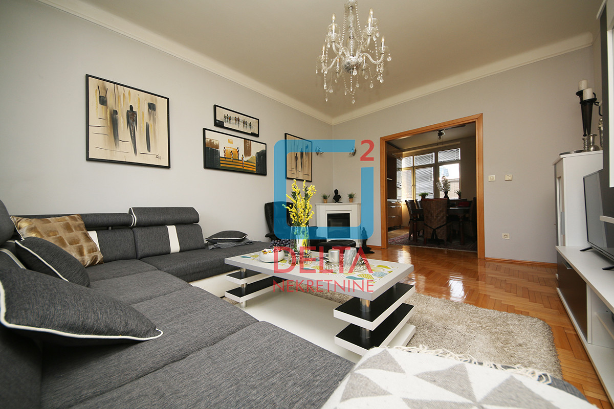 Namješten trosoban stan / 83m2 / 3.sprat / Centar 3