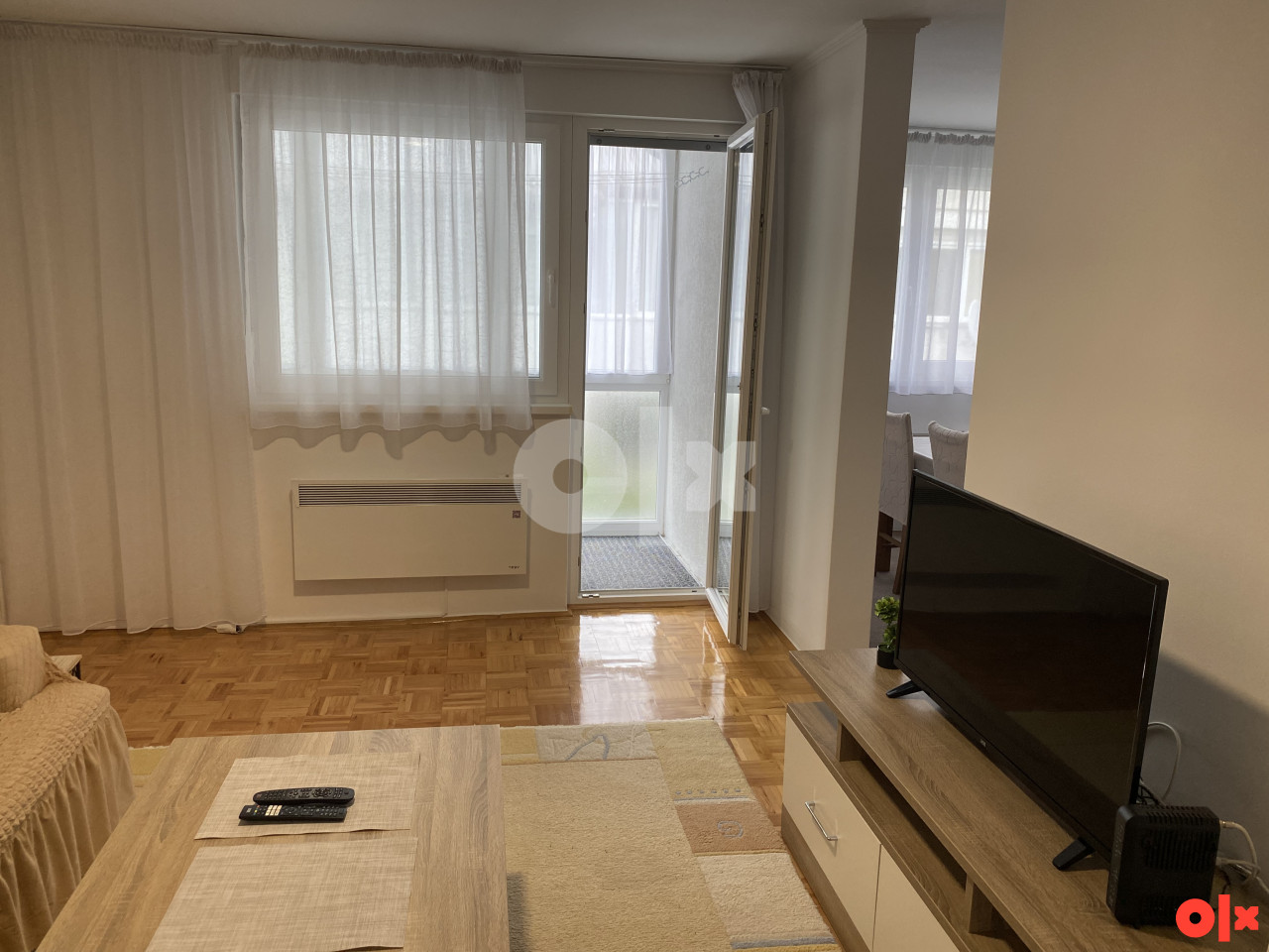 Trosoban stan 75 m² - Widok 4