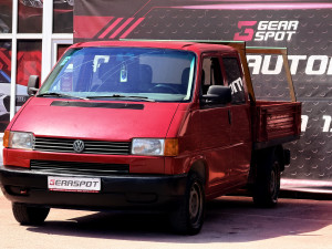 Volkswagen Kombi putar 6 Stolica
