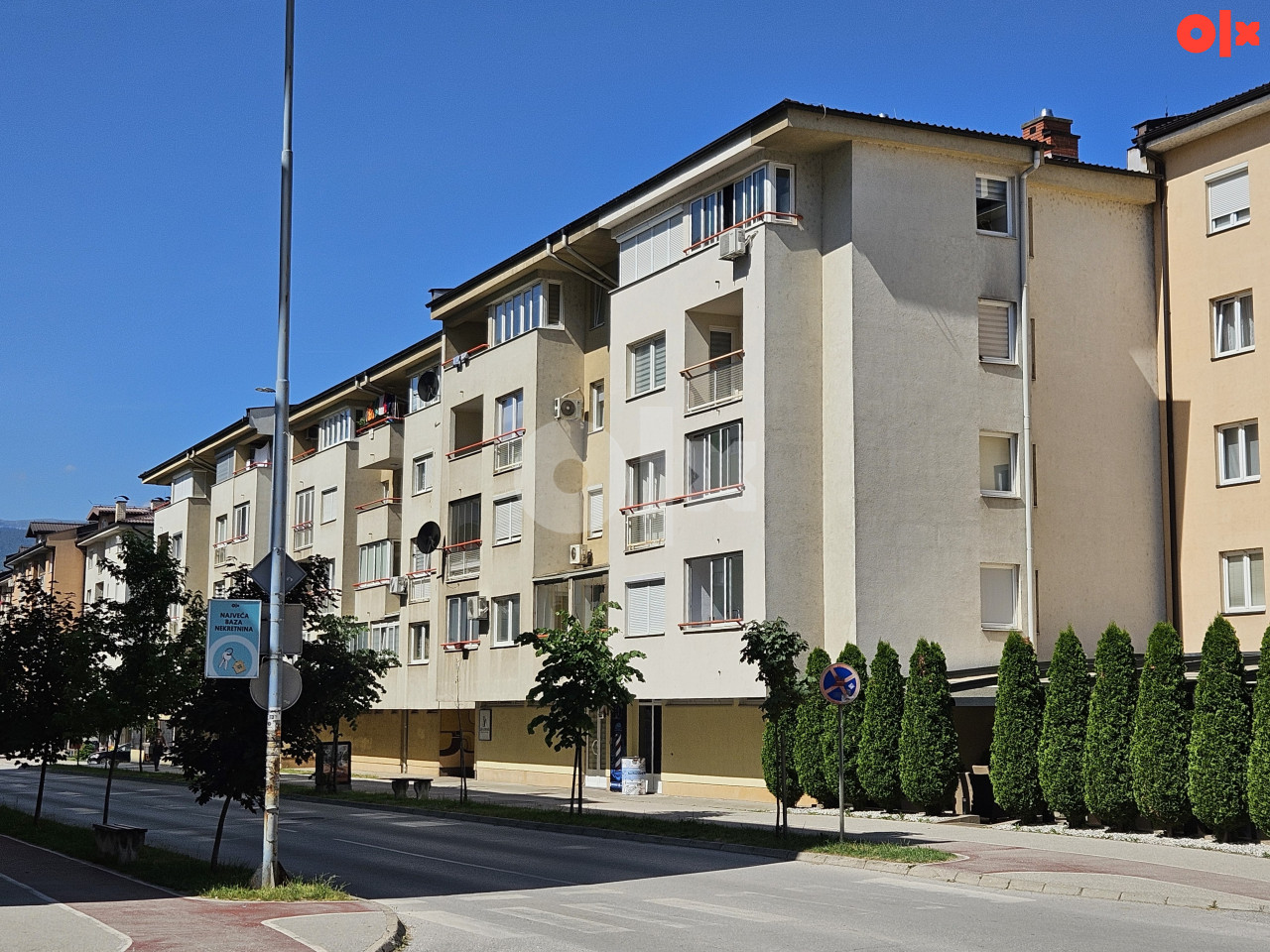 Trosoban stan 80m2 Istočno Sarajevo