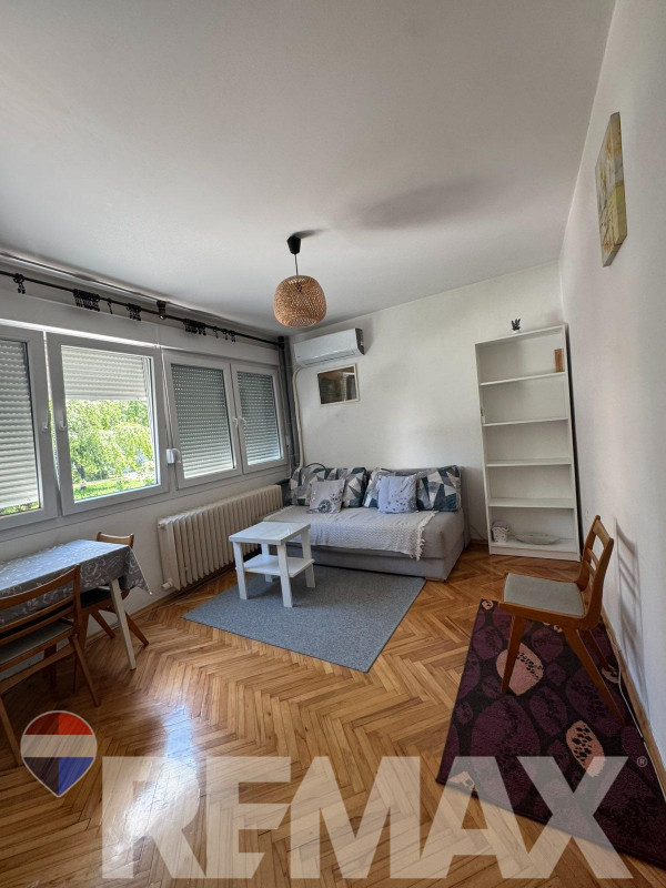 Dvosoban stan | 42m2 | Bulevar