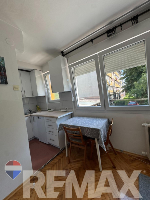 Dvosoban stan | 42m2 | Bulevar 2