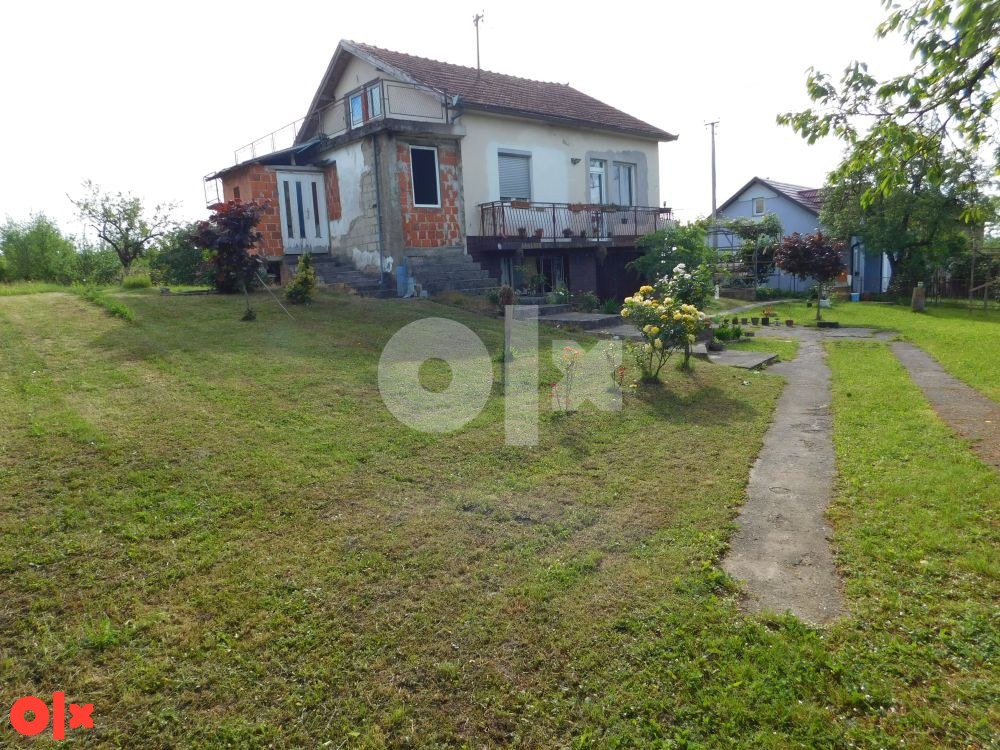 Kuća 184m2, plac 2220m2 - Barlovci
