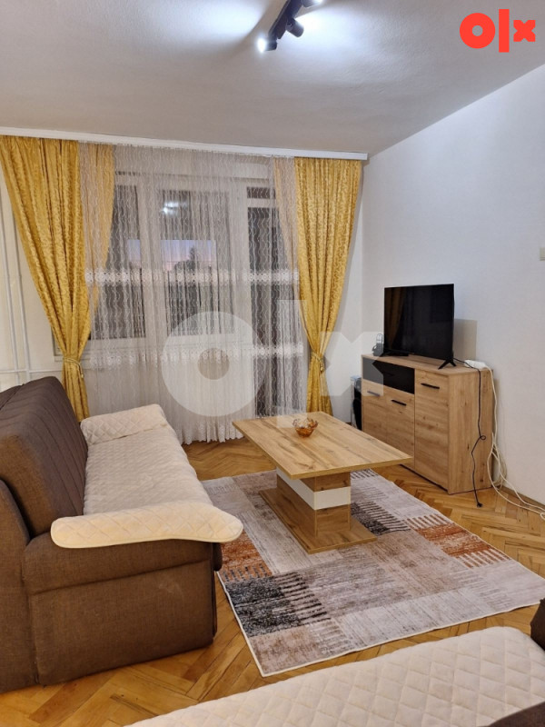 Stan na dan Banja Luka Kontakt  065698371
065512177