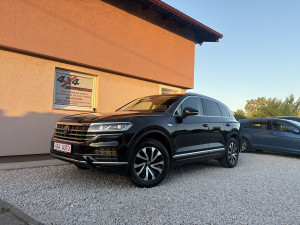 Vw Touareg 3,0tdi 4motion AT premium elegance Facelift 2021god