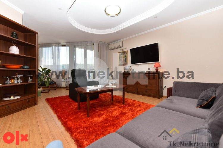 ROBOT AVAZ! Moderno namješten dvosoban stan 70 m2 3