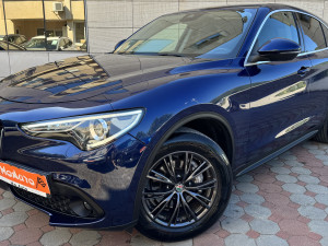 ALFA Romeo Stelvio 2.2 190ks Q4 4x4 "SportPaket" Kamera Koža Navi