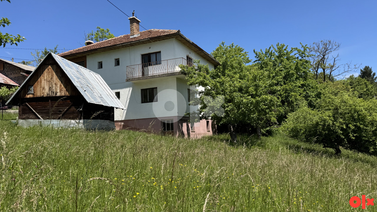 PICCOLO GRANDE PRODAJE/Kuca/Hladivode/26.500 m2 Zemljiste