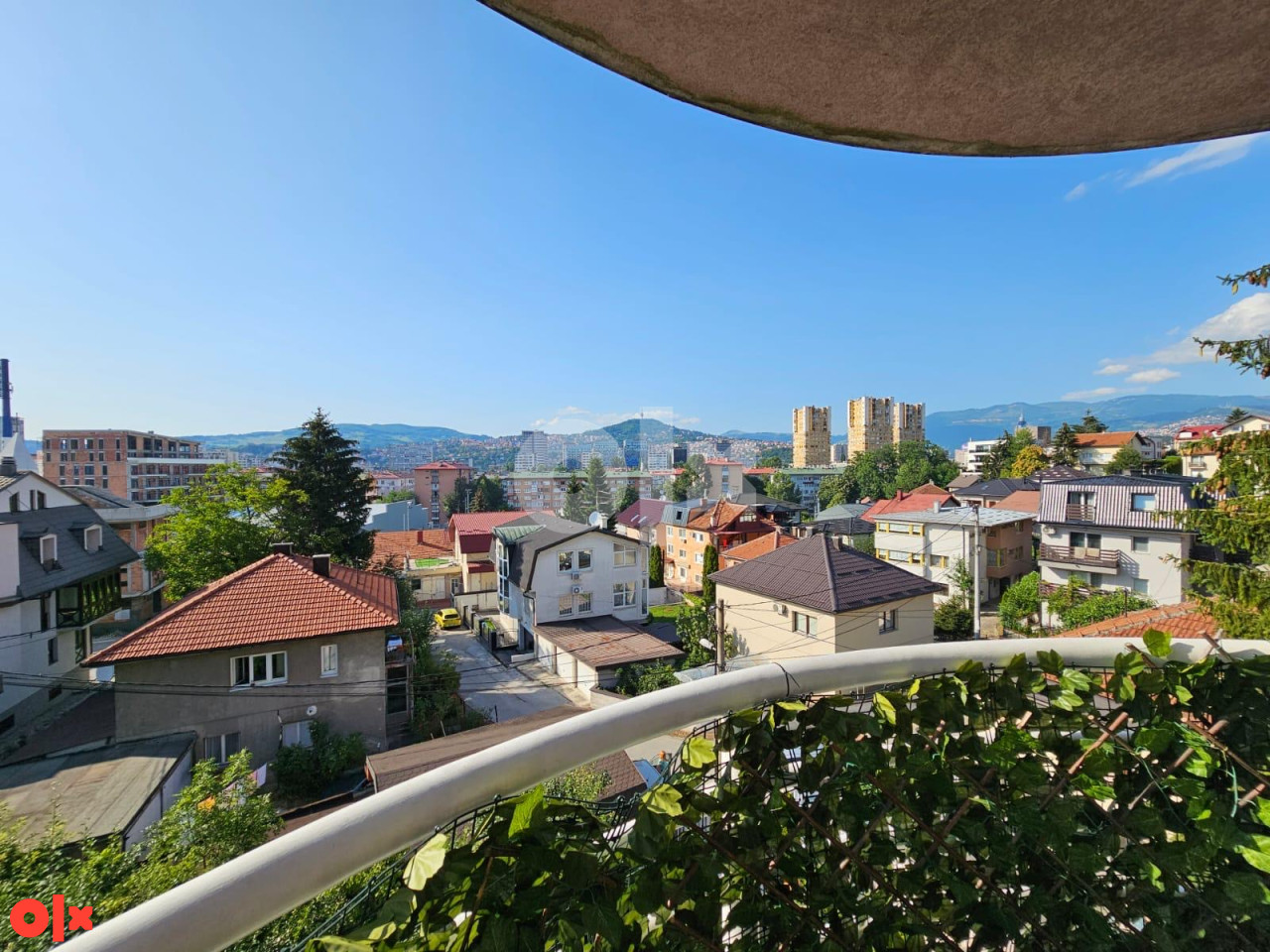 PICCOLO GRANDE PRODAJE/Rezidencijalna Kuca/Grbavica 13