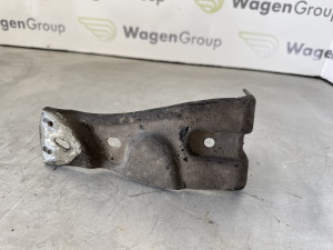 Nosac blatobrana prednji desni Volkswagen Passat 6 2008