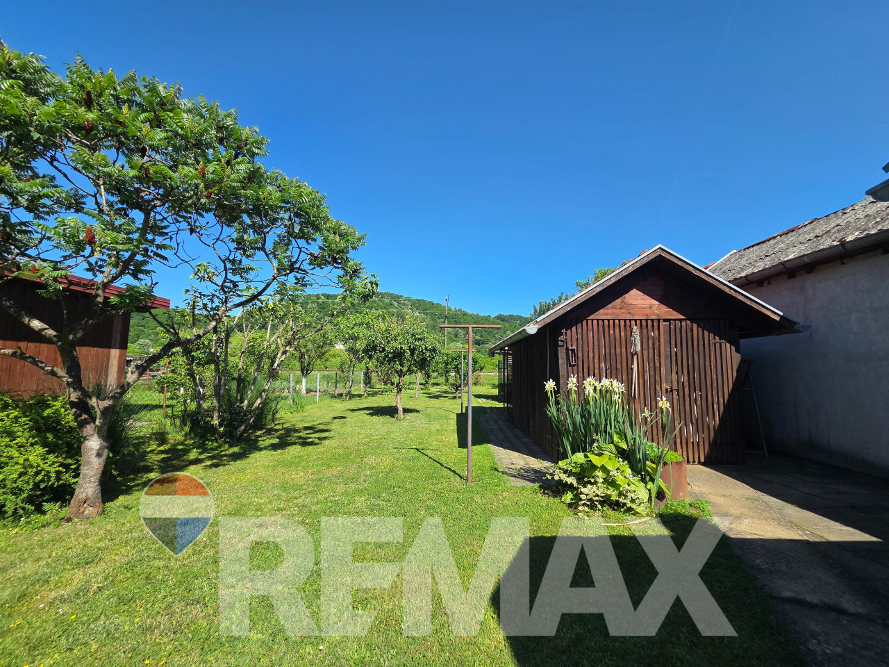 Na prodaju predivna kuća u Budžaku 93m2, plac 475m2 6