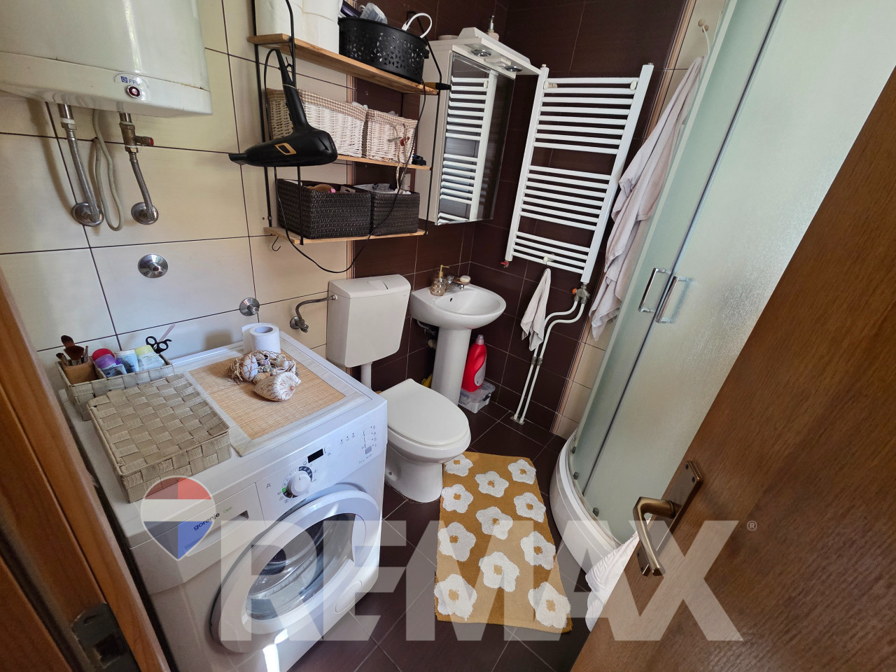 Na prodaju predivna kuća u Budžaku 93m2, plac 475m2 19