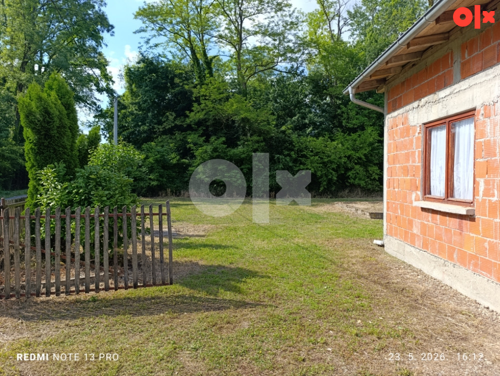 Vikendica i zemljište, Srbac 3