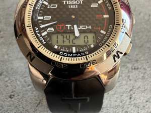Sat TISSOT T TOUCH 42mm Carbon Dial All Titanium