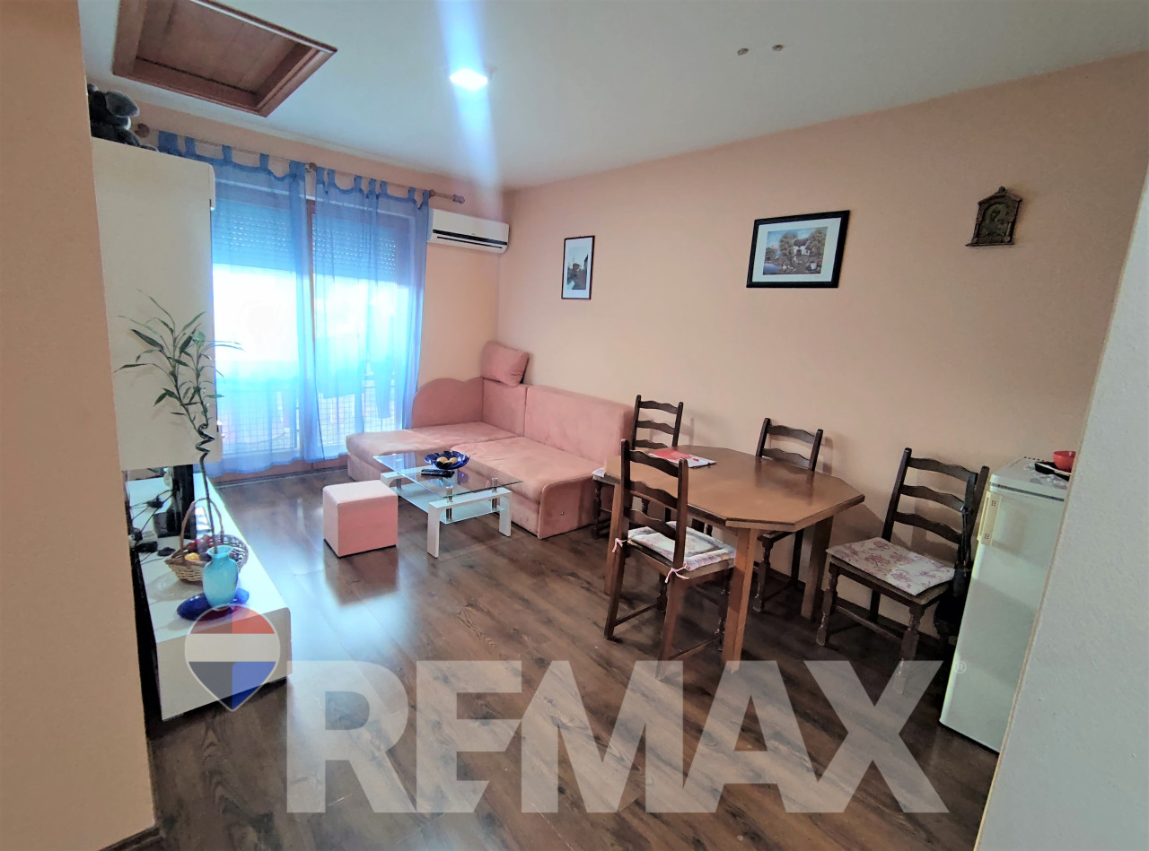 Dvosoban stan 36m2, V.Blaško, opremljen, u blizini banje Slatina 2