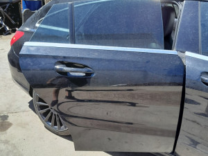 ZADNJA DESNA VRATA MERCEDES CLA / VRATA MERCEDES CLA KARAVAN