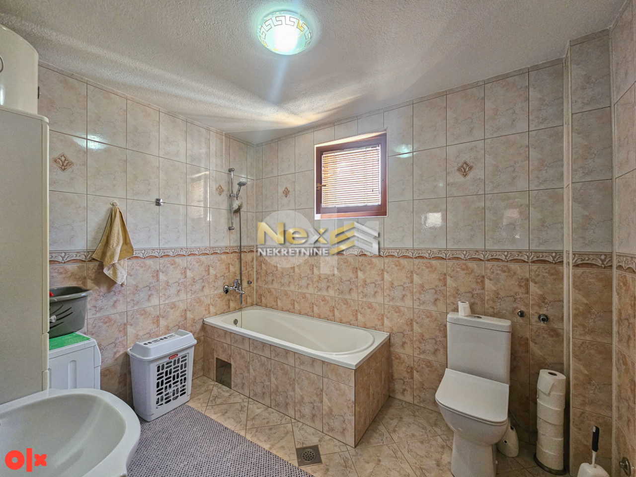 Kuća sa dvorištem Kasindolska/Ilidža 294 m2 21