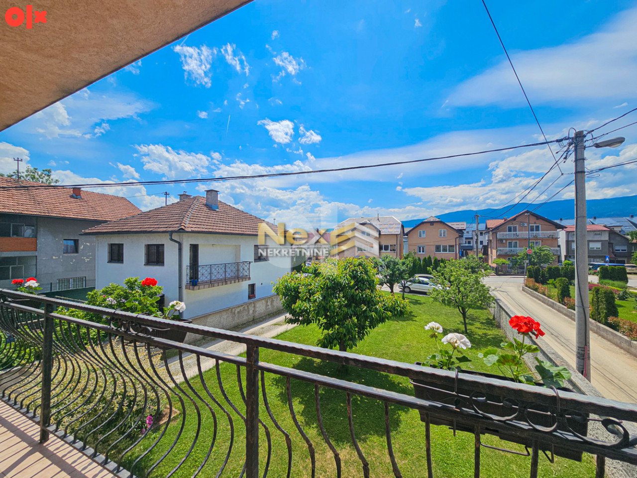 Kuća sa dvorištem Kasindolska/Ilidža 294 m2 12