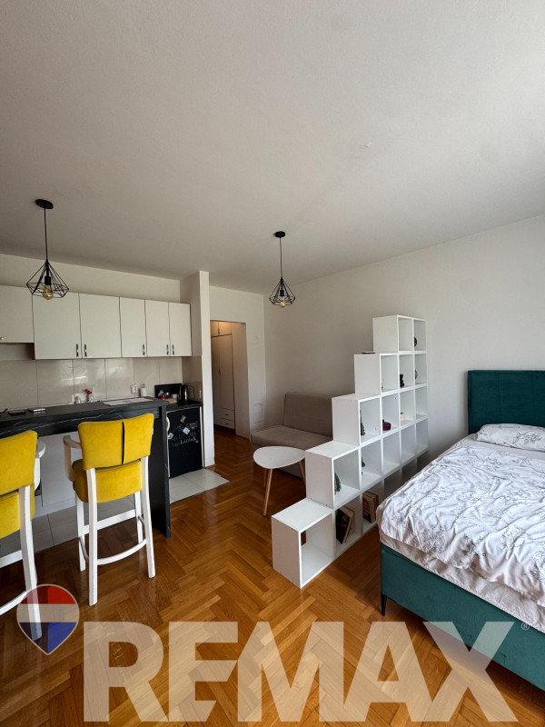 Garsonjera 27m2 | Odlična investicija | Naselje Sunce 2