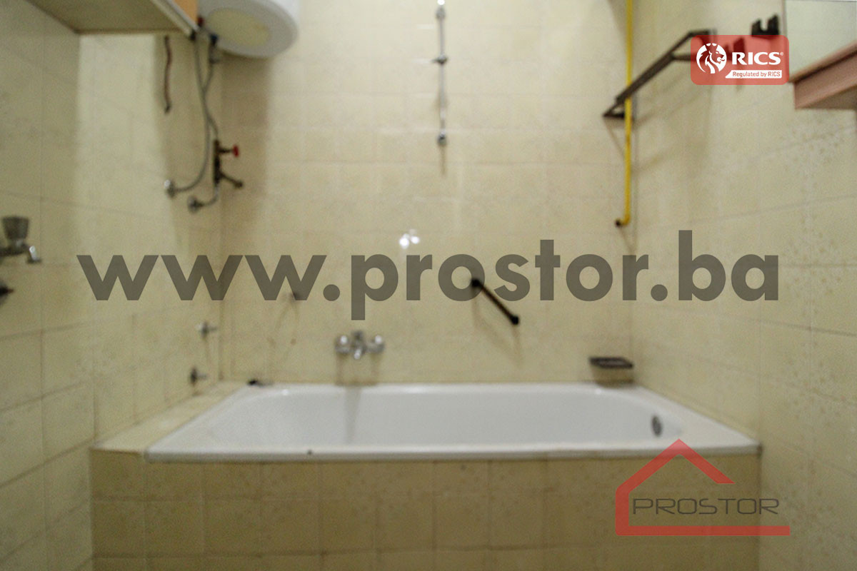 PROSTOR prodaje: Troiposoban stan, Centar photo 4