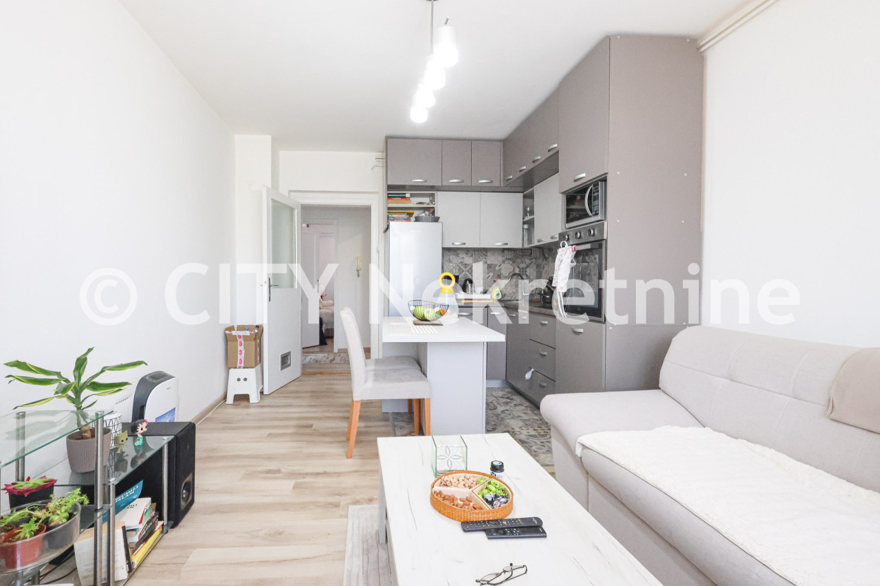 Manji trosoban stan - Centar - Koševsko brdo - 47 m2 photo 4