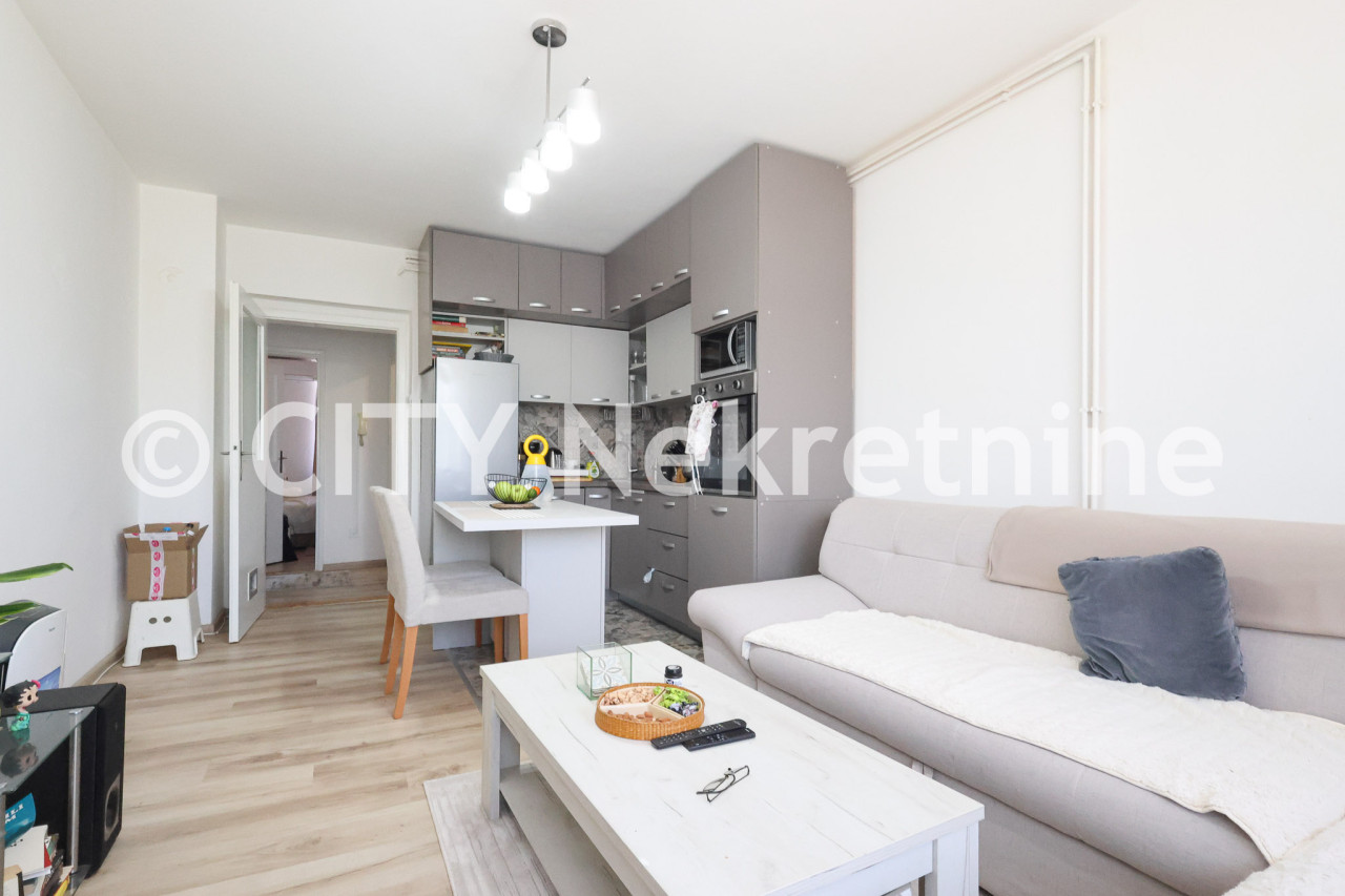 Manji trosoban stan - Centar - Koševsko brdo - 47 m2 photo 5