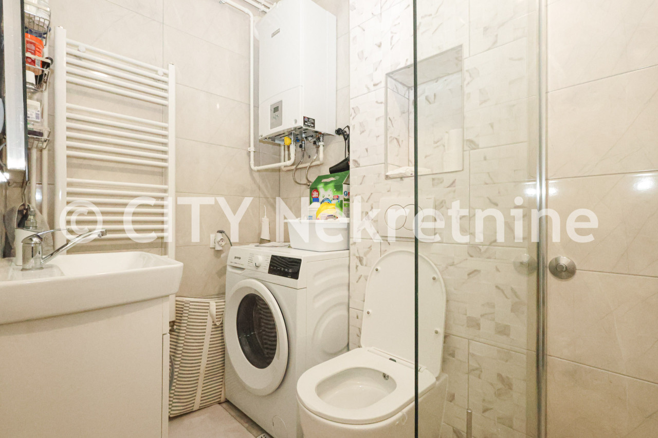 Manji trosoban stan - Centar - Koševsko brdo - 47 m2 17