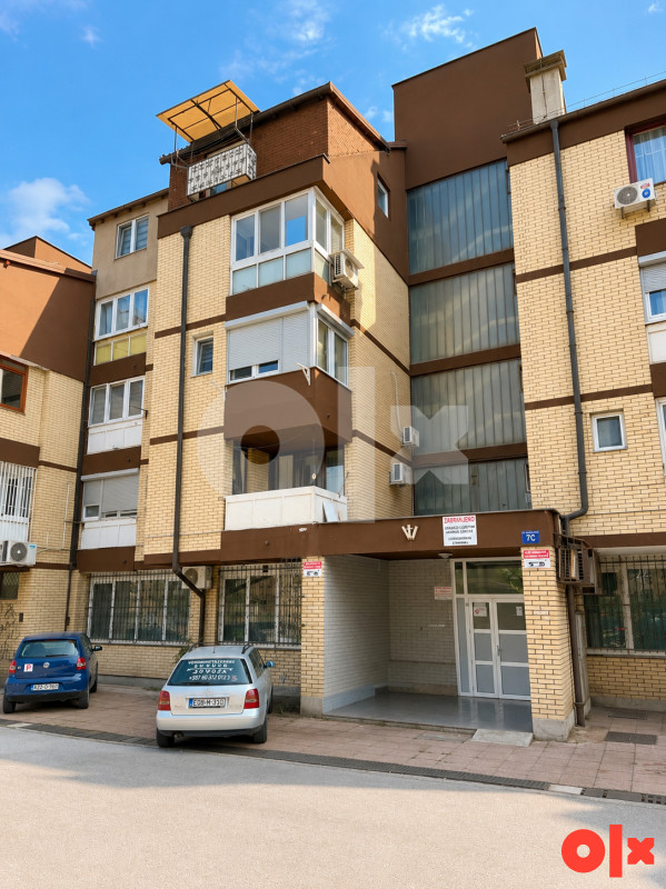 Trosoban stan 78m2 Nova Zenica Centar